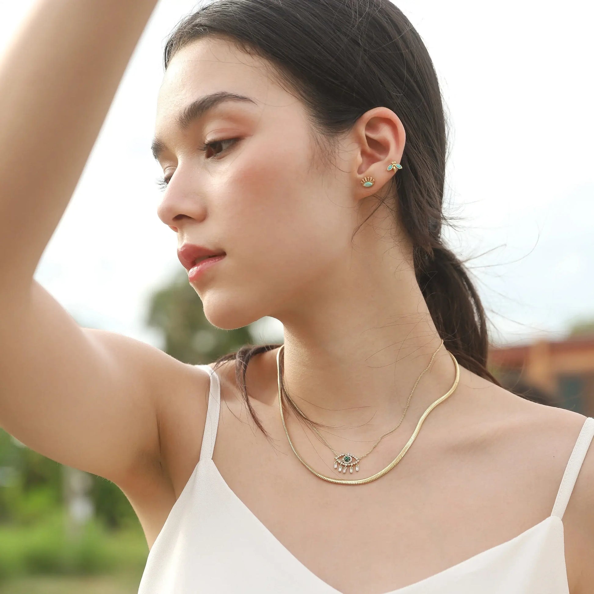 The Lucent Snake Chain