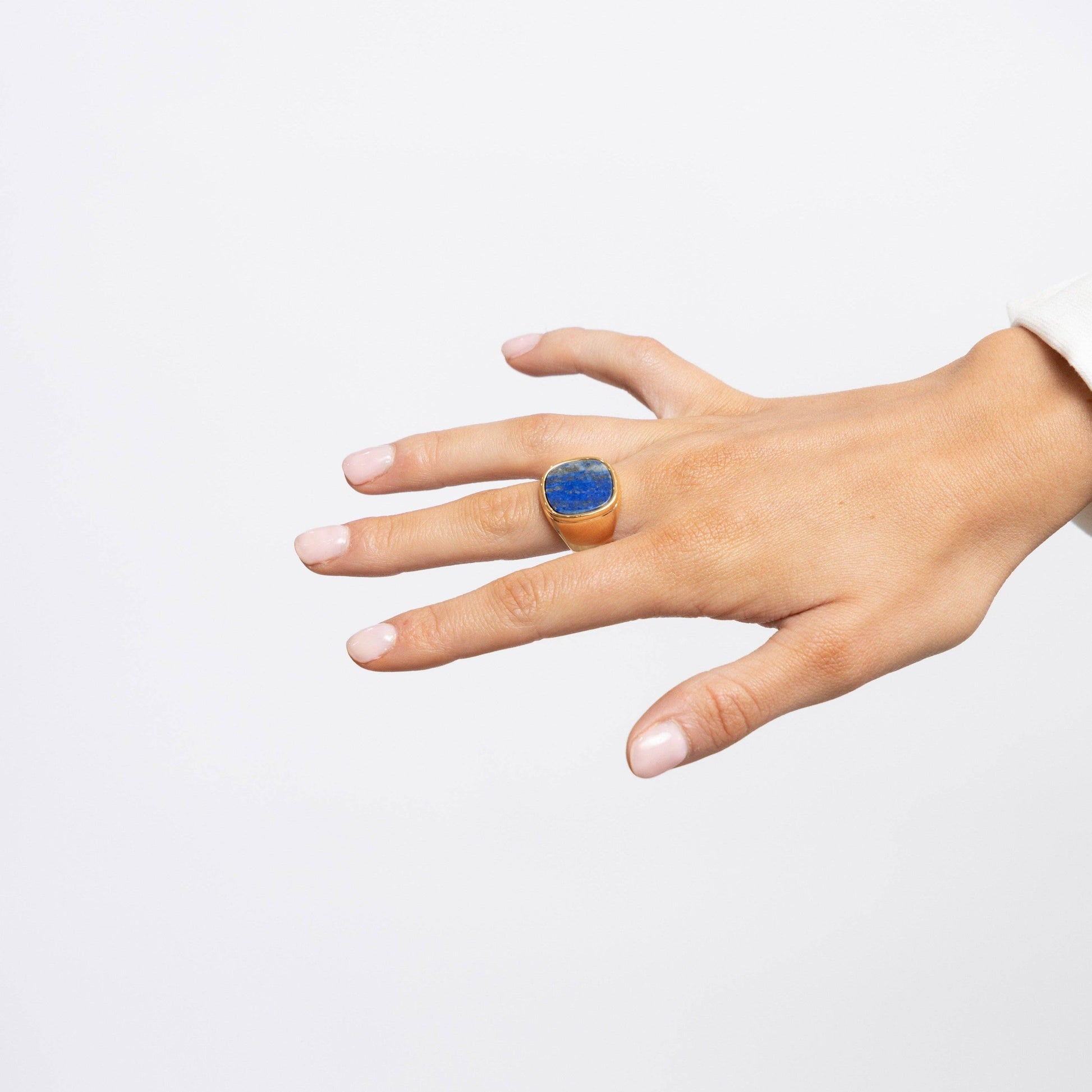 The Azur Ring