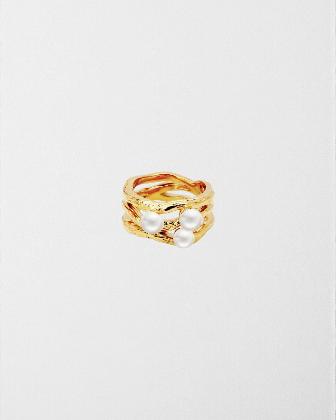 The Lucent Pearl Ring