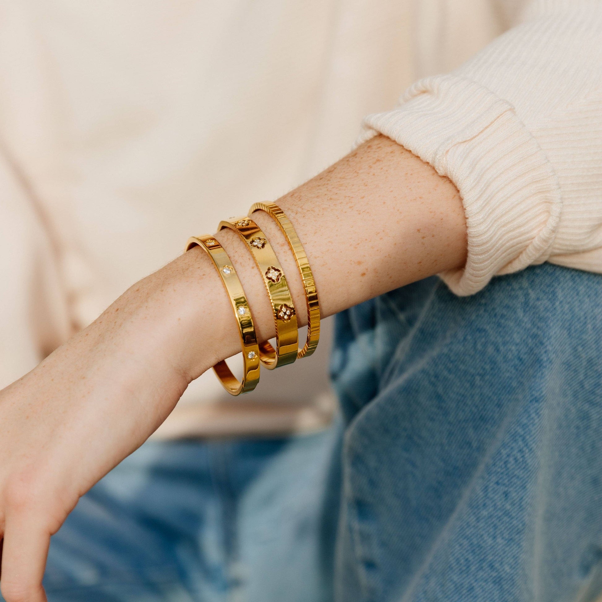 The Lucent Radiance Bangle