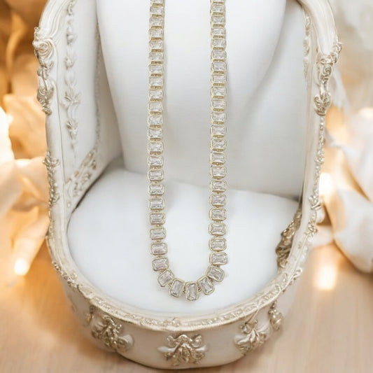Elvie Necklace