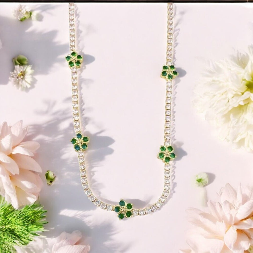 The Émeraude Fleur Tennis Necklace