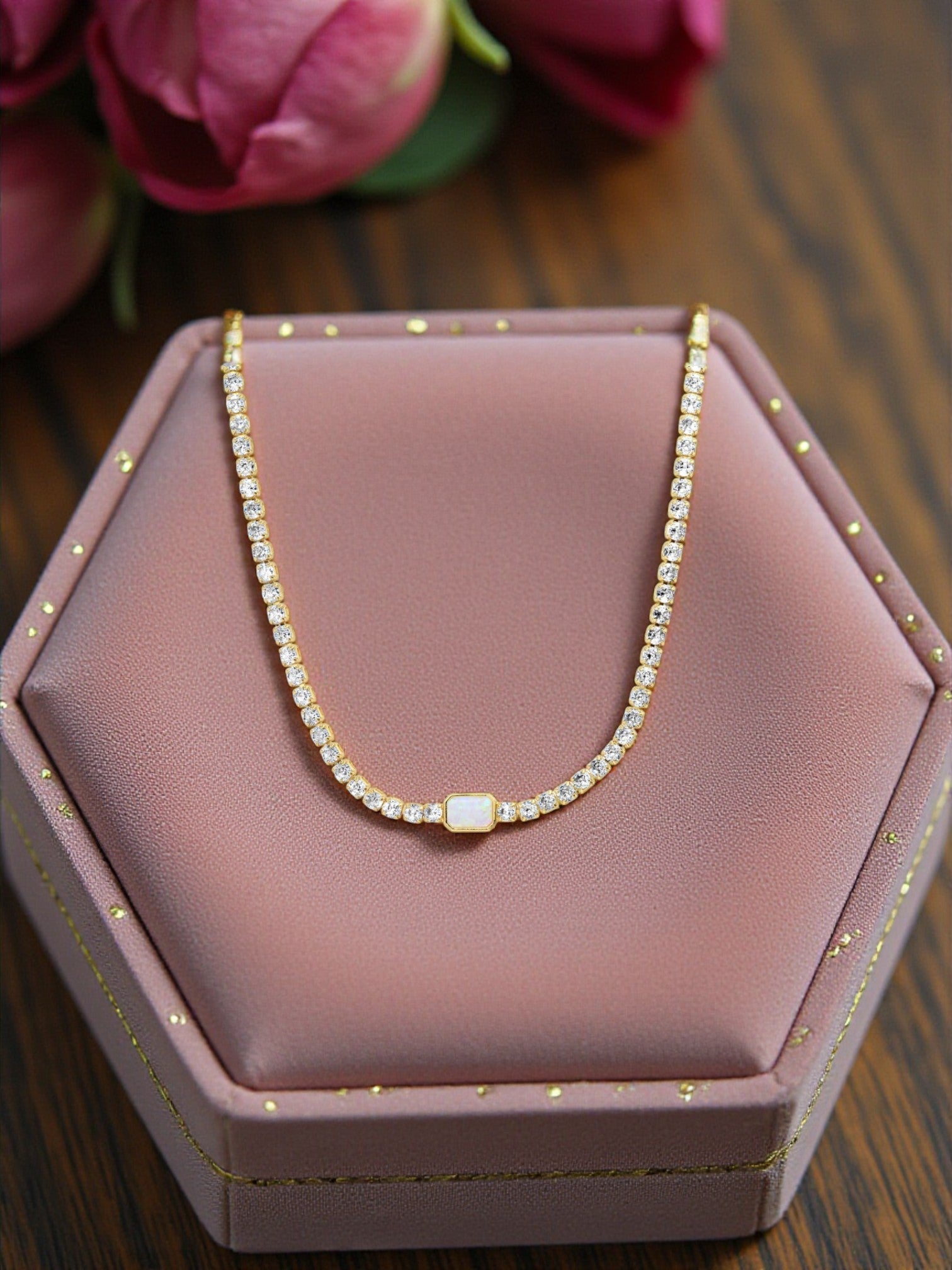 The Lucent Keepsake Necklace