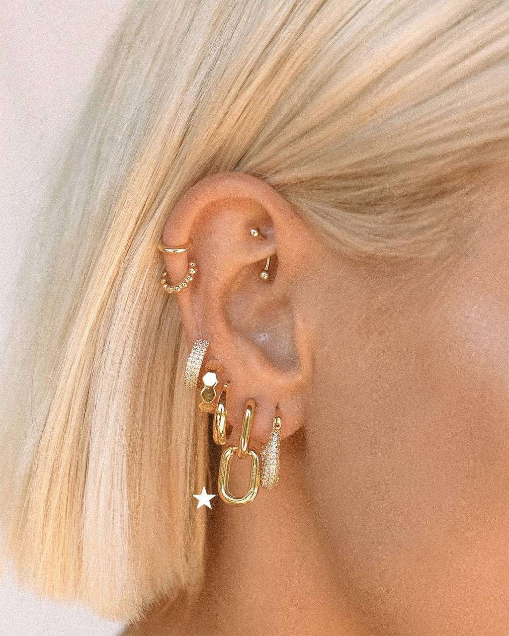 The Lucent Link Huggies