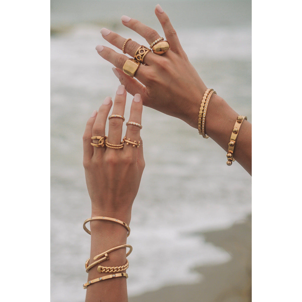 The Lucent Signet Ring