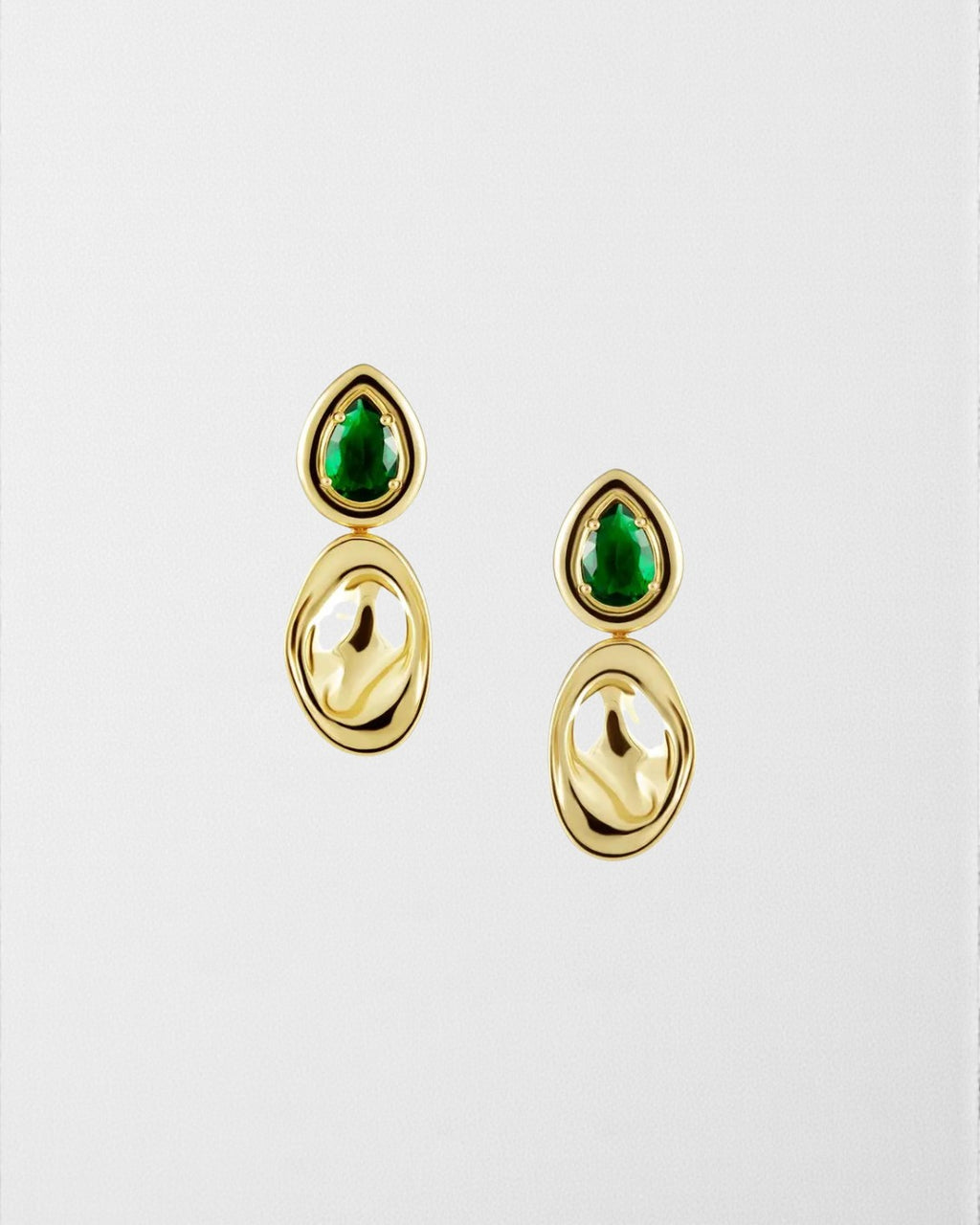 The Esmeré Earrings