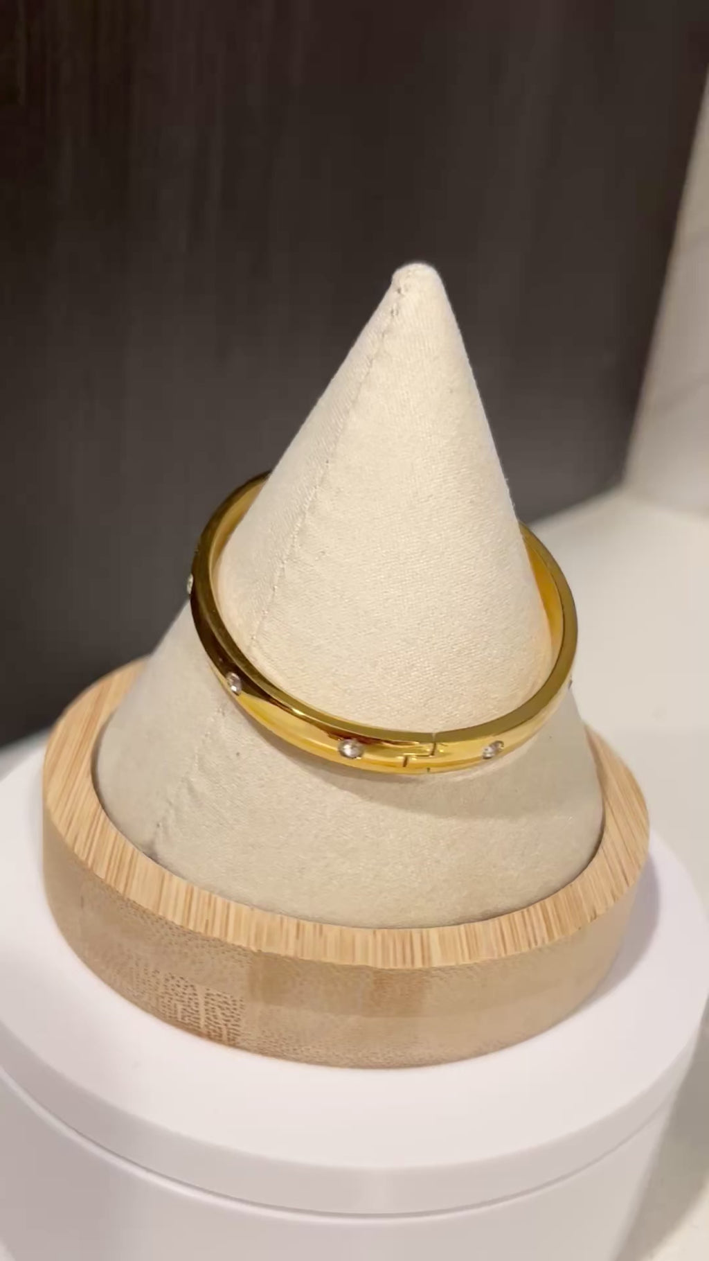 The Élan Crystal Cuff