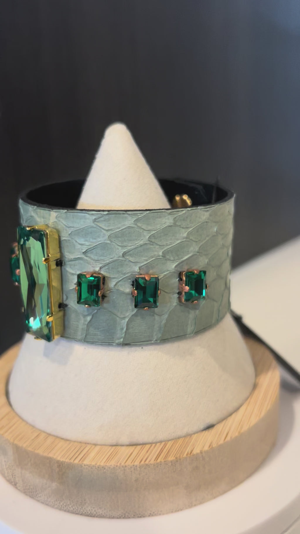 The Verdant Cuff
